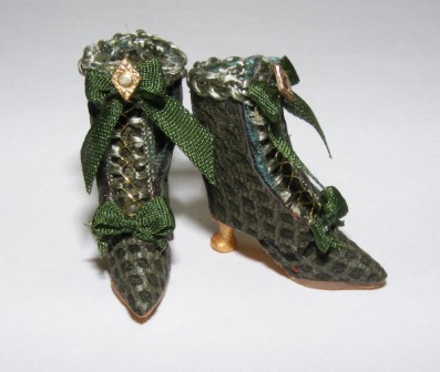 (image for) GREEN TEXTURED LEATHER BOOTS